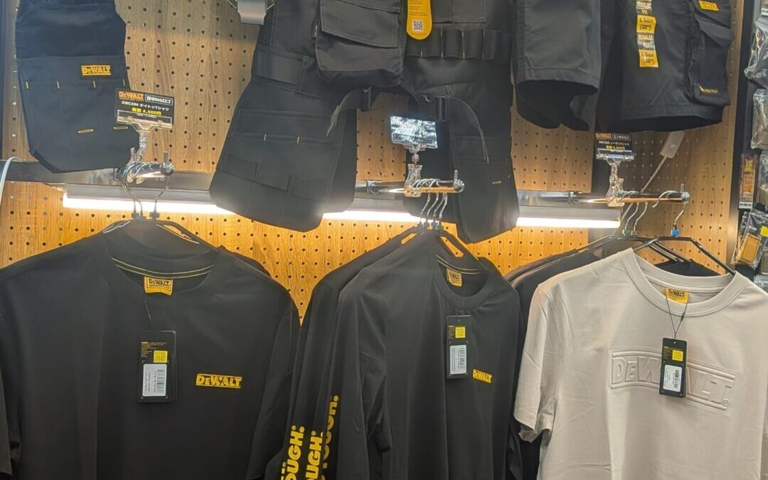 デウォルトのTシャツ入荷しました